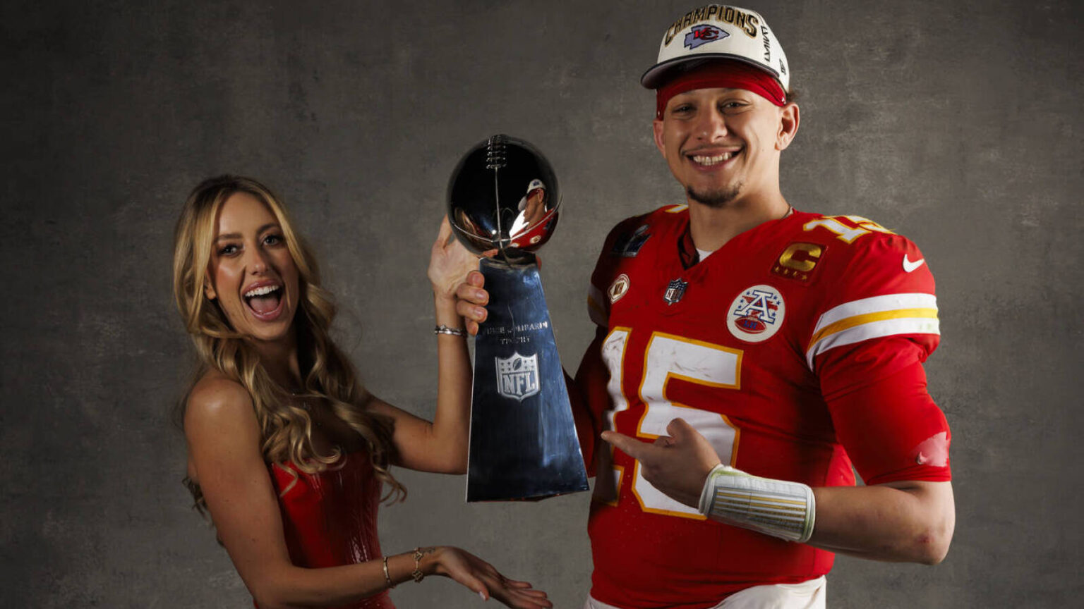 Which energetic NFL gamers are almost definitely to make the Corridor of Fame?