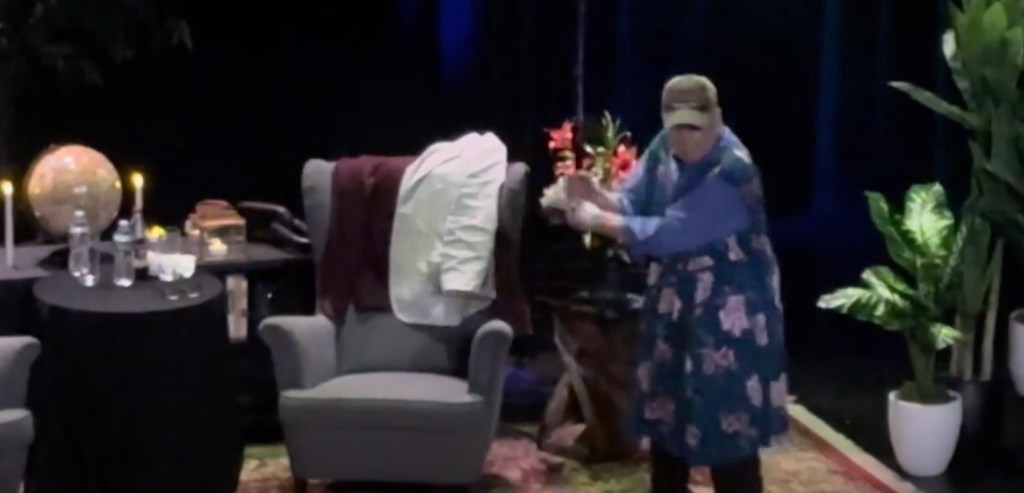 Richard Dreyfuss Makes Transphobic Feedback At ‘Jaws’ Screening, Venue Apologizes Richard Dreyfuss Makes Transphobic Feedback At ‘Jaws’ Screening, Venue Apologizes