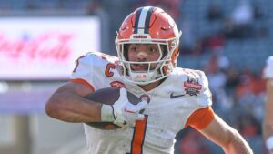 Fantasy knowledgeable affords blunt tackle Eagles RB Will Shipley