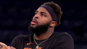 Knicks huge man undergoes one other ankle surgical procedure
