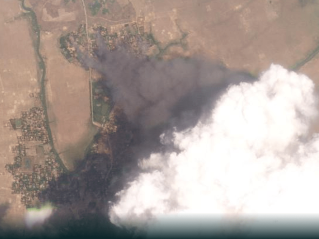 ‘Nowhere to go’: Rohingya face arson assaults in Myanmar’s Rakhine State | Battle Information