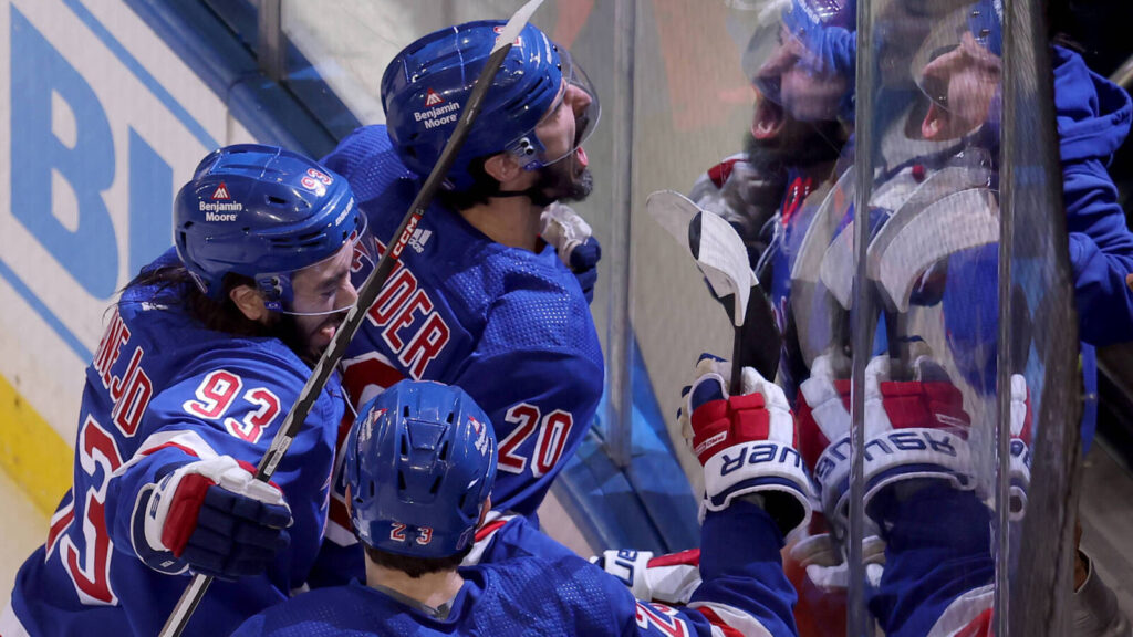 Watch: Rangers star breaks out of stoop with large shorthanded objective Watch: Rangers star breaks out of stoop with large shorthanded objective