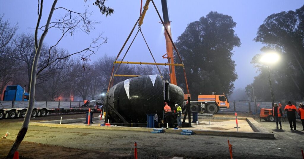 Find out how to Transport a Big Helpful Paintings in Australia