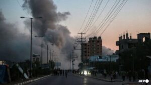 Israel bombs Gaza as minister poised to give up authorities