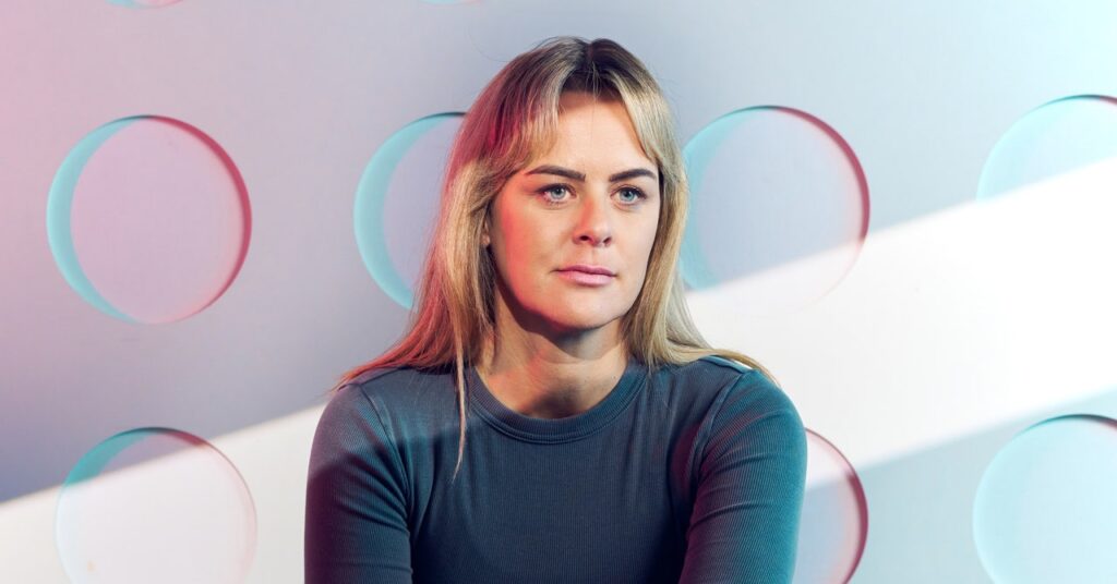 Earlier than Smartphones, an Military of Actual Individuals Helped You Discover Stuff on Google Earlier than Smartphones, an Military of Actual Individuals Helped You Discover Stuff on Google