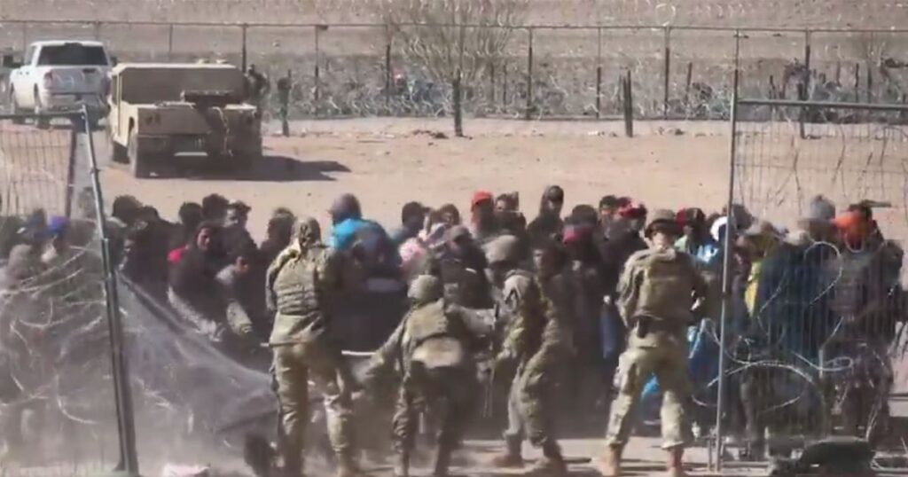 New Nationwide Ballot Finds 62 P.c of People, Together with Democrats, Assist Nationwide Program to Deport ALL Unlawful Aliens (Video) | The Gateway Pundit New Nationwide Ballot Finds 62 P.c of People, Together with Democrats, Assist Nationwide Program to Deport ALL Unlawful Aliens (Video) | The Gateway Pundit