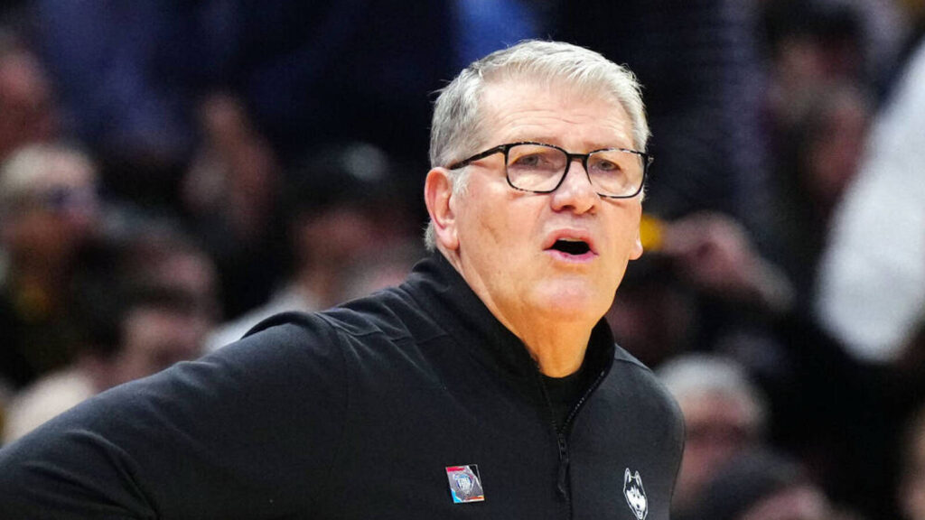 UConn HC Geno Auriemma rips into ‘silly’ Caitlin Clark followers