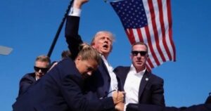 Unnamed Editor of ‘Main Information Outlet’ Desires the Media to Cease Utilizing Iconic Photograph of Trump After Assassination Try As a result of it Helps Trump | The Gateway Pundit
