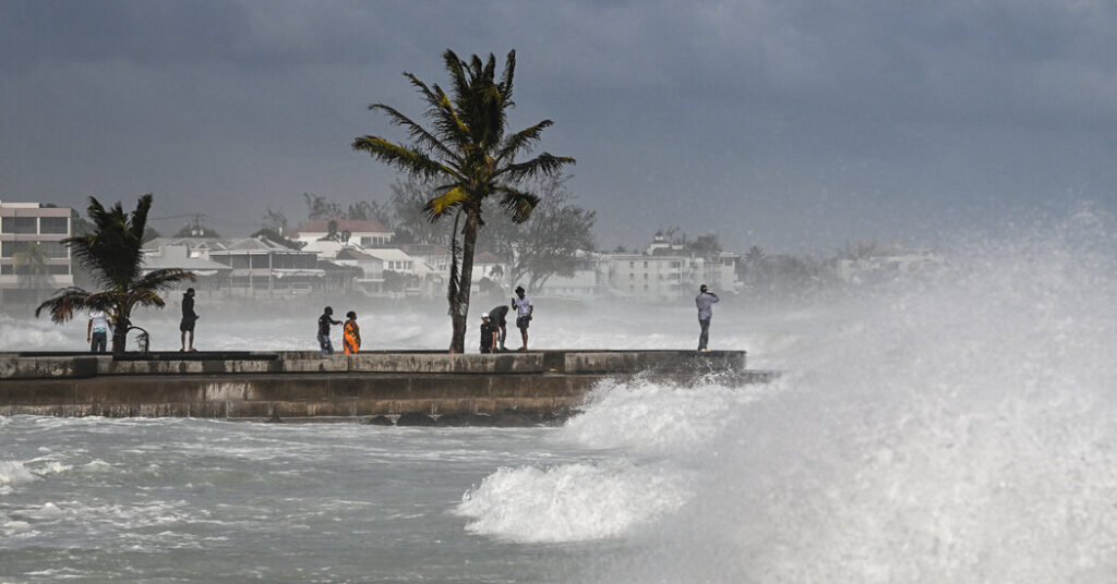 Hurricane Beryl Roars By means of the Caribbean: Photographs and Video Hurricane Beryl Roars By means of the Caribbean: Photographs and Video