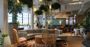 Traders Pour .1 Billion Into A.I. Begin-Ups, Defying a Downturn