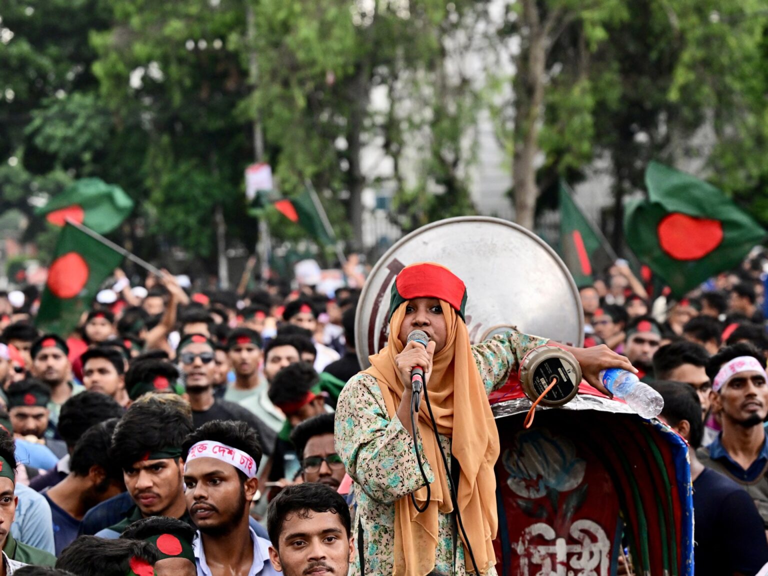 No less than 100 wounded as Bangladesh college students protest authorities job quotas | Protests Information