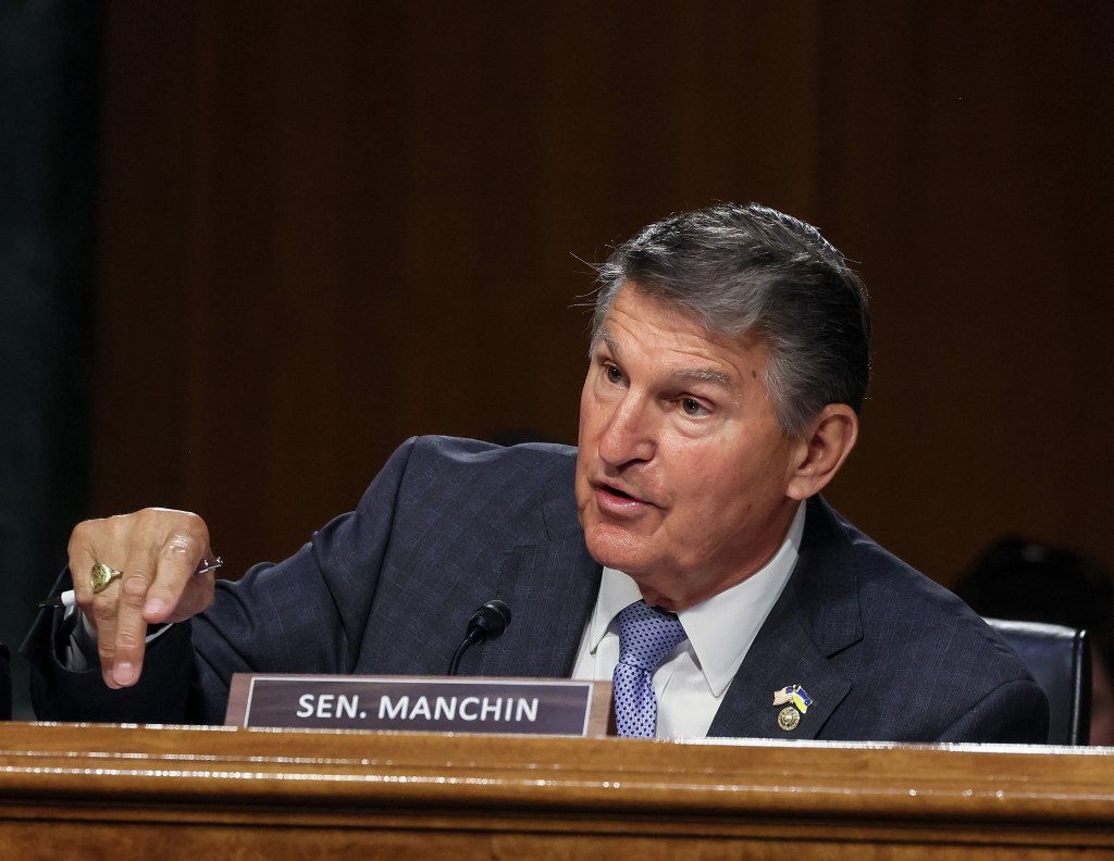 Joe Manchin Says He Will Not Run For Democratic Nomination However Calls For “Vigorous” Course of To Decide Commonplace Bearer Joe Manchin Says He Will Not Run For Democratic Nomination However Calls For “Vigorous” Course of To Decide Commonplace Bearer