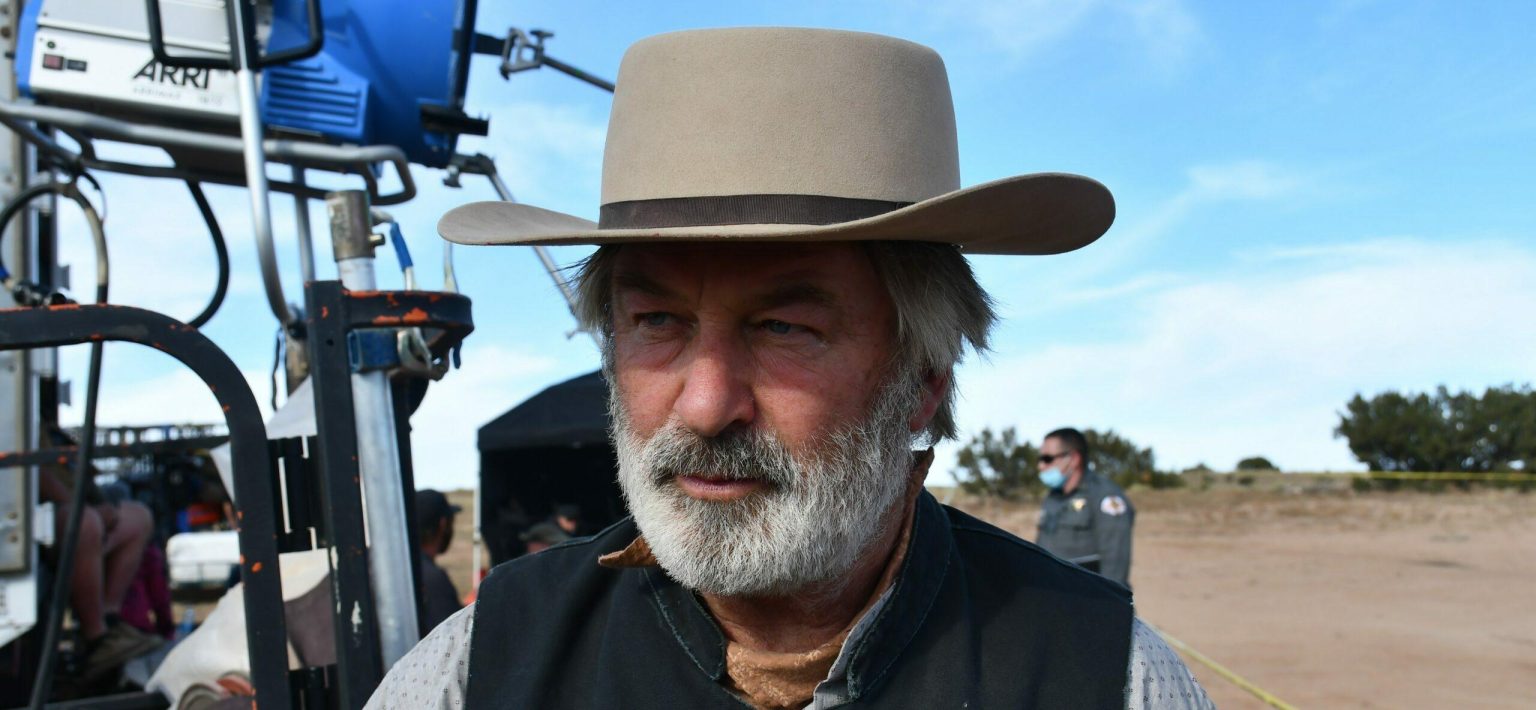 ‘Rust’ Little one Actor’s Mom Shares Set Images With Alec Baldwin ‘Rust’ Little one Actor’s Mom Shares Set Images With Alec Baldwin