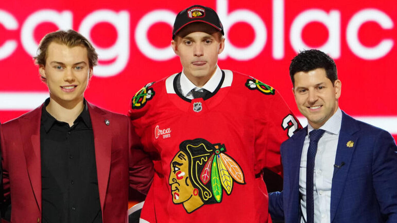 Blackhawks signal No. 2 choose to entry-level contract