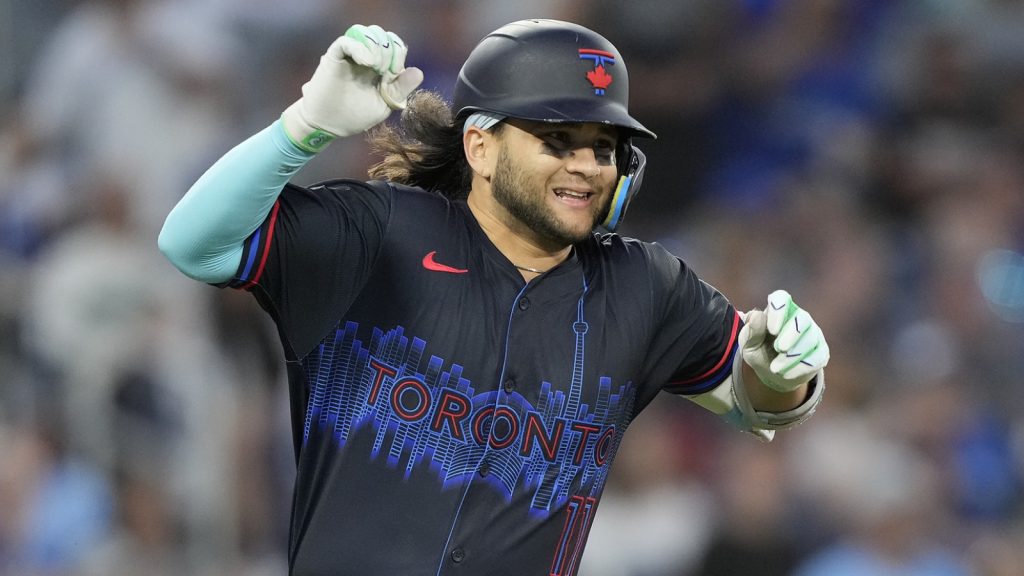 Blue Jays place Bo Bichette on IL Blue Jays place Bo Bichette on IL