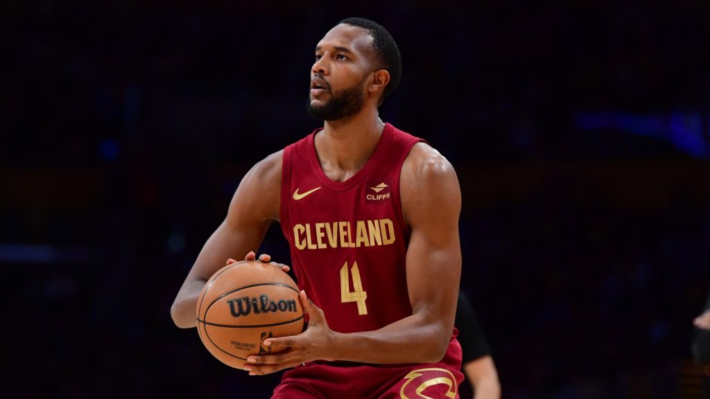 Cavaliers to signal star large man to five-year max extension Cavaliers to signal star large man to five-year max extension