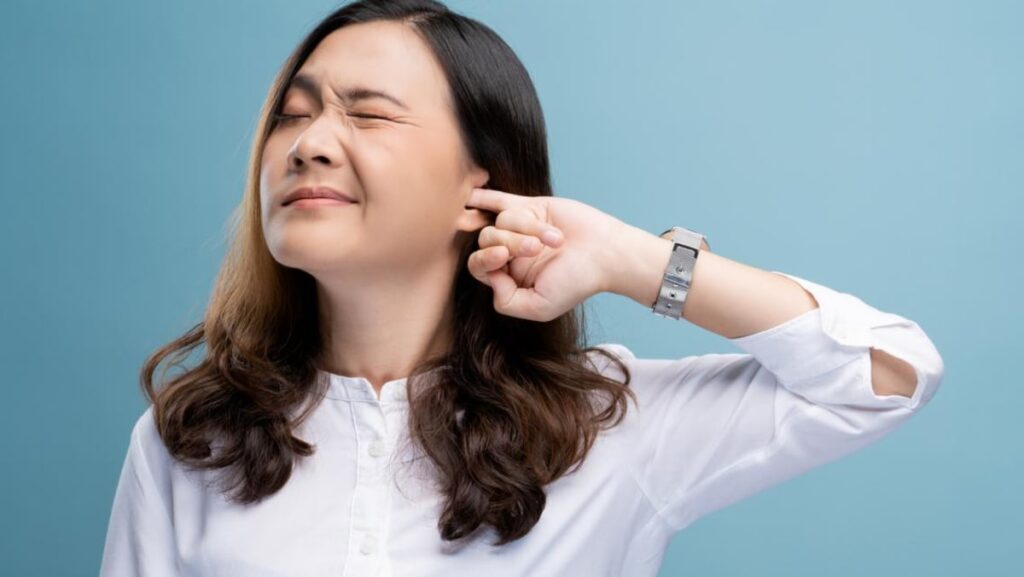 This headset flushes out impacted earwax