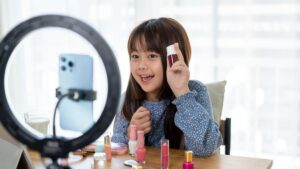 How younger is simply too younger for skincare? Kids within the US promote merchandise on social media