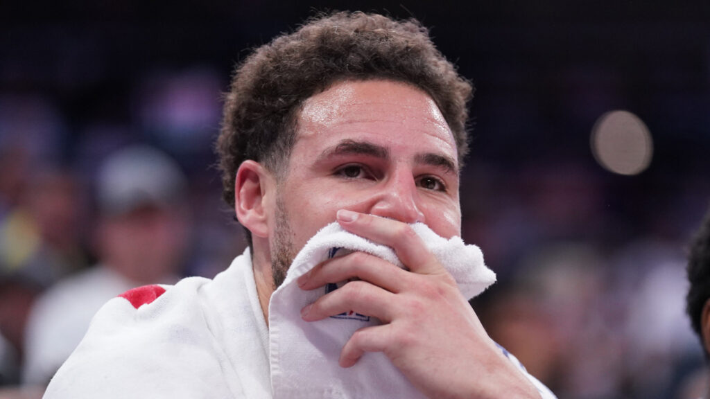 Reporter reveals whether or not Klay Thompson will begin for Mavericks Reporter reveals whether or not Klay Thompson will begin for Mavericks