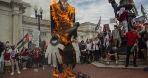 Opinion: Planning to protest on the DNC in August? This is why you should not