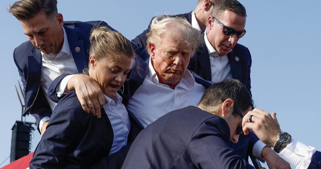 Editorial: Trump taking pictures a surprising and dangerous second for America