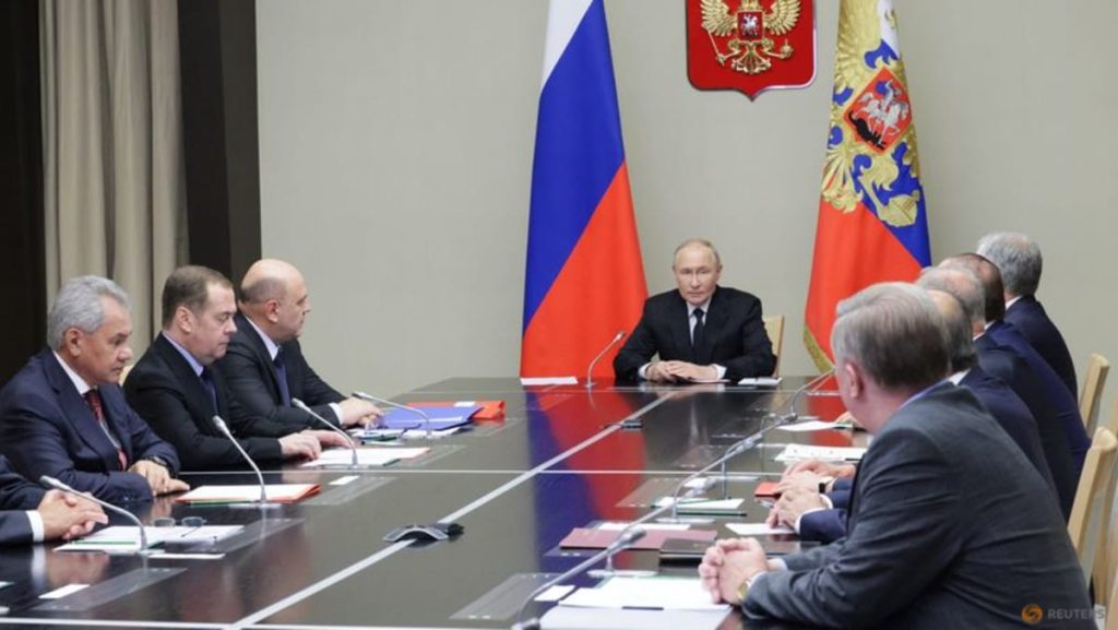 Putin arrives in Azerbaijan for state go to