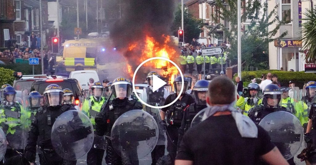 Violence Breaks Out in English City After Lethal Stabbing