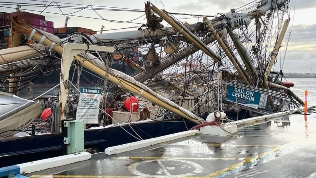 Two injured after Singapore-flagged container ship hits Australian vessel in Perth