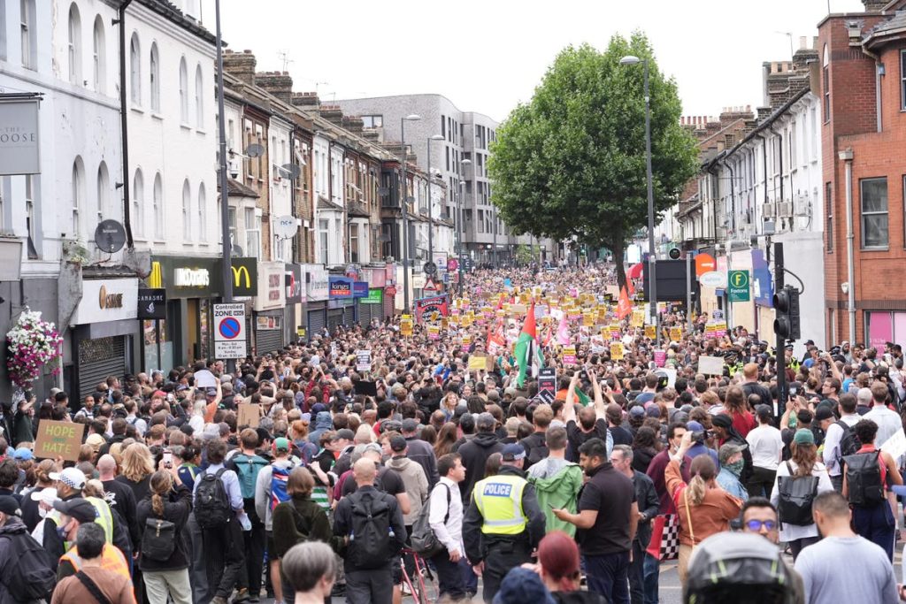 Fears of additional dysfunction quashed as hundreds present for counter protests