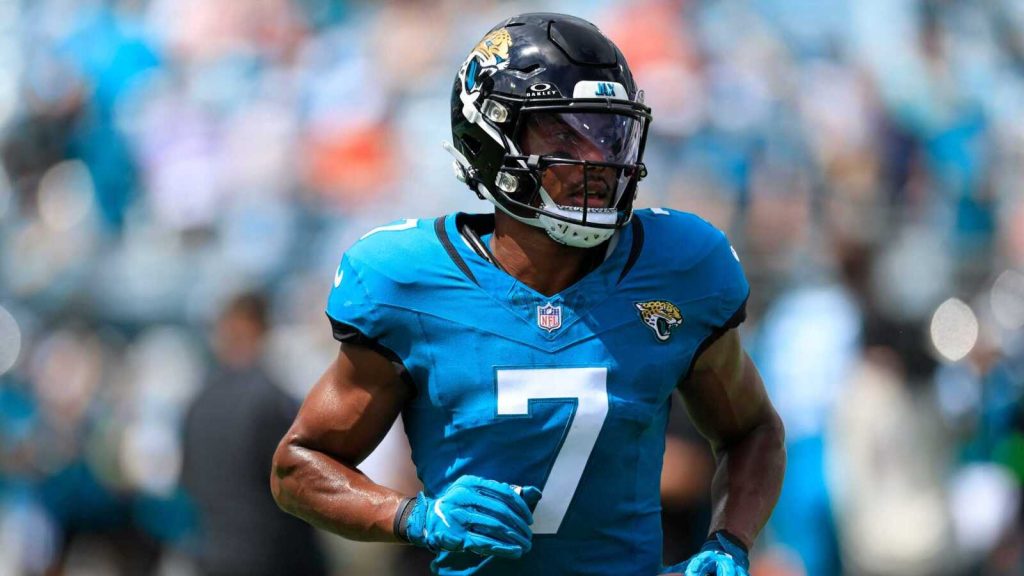Cardinals WR suspended 5 video games