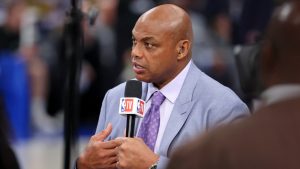 Charles Barkley reverses course on future with TNT