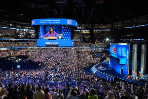 Oprah Fires Democrats Up For Kamala Harris, Hits Bully Trump