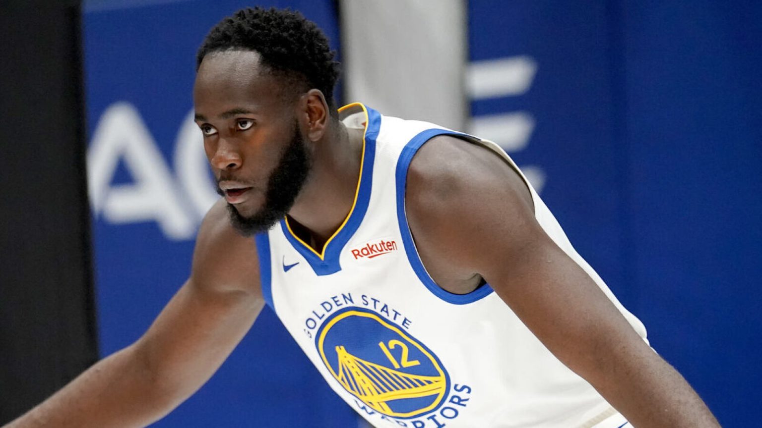 Former first-round decide indicators with Spanish membership