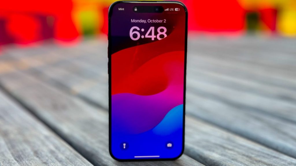 You’ll be able to nonetheless purchase an iPhone 15 Professional Max for one cent on Amazon. This is how the deal works