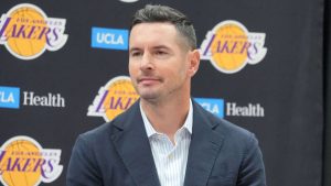 Lakers legend requires endurance with JJ Redick