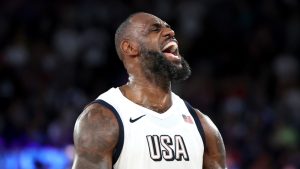 LeBron James makes historical past in win