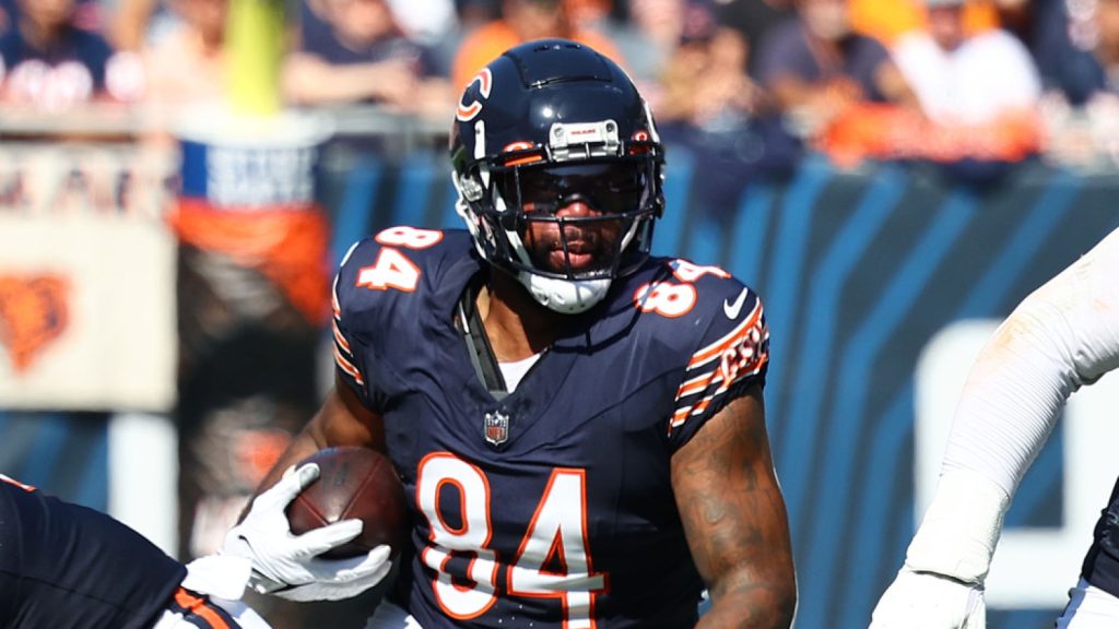 Exceptional stat emerges about Bears TE, trio of HOFers