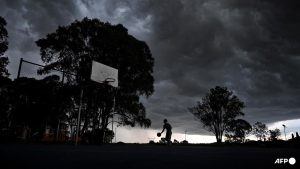 Hundreds of Australians with out energy as heavy rain, damaging winds lash Tasmania