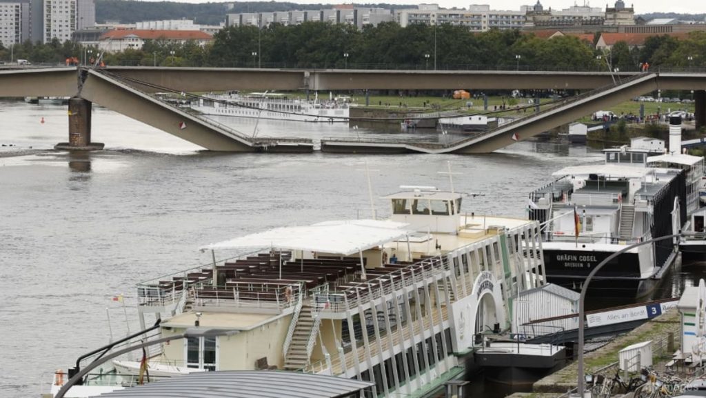 Bridge partially collapses in Germany’s Dresden, no accidents