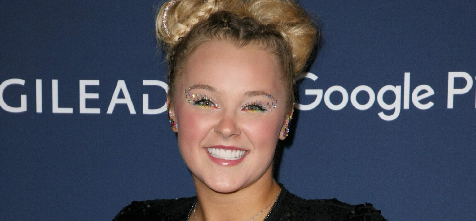 JoJo Siwa Sparks Controversy On-line Over Her ‘Bulge’ In New Journal Cowl
