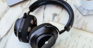 I Tried These Mind-Monitoring Headphones That Declare to Enhance Focus