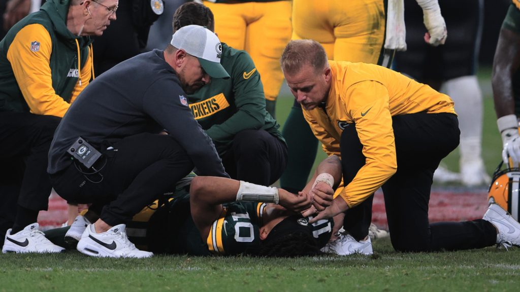 Jordan Love suffers scary harm in closing seconds