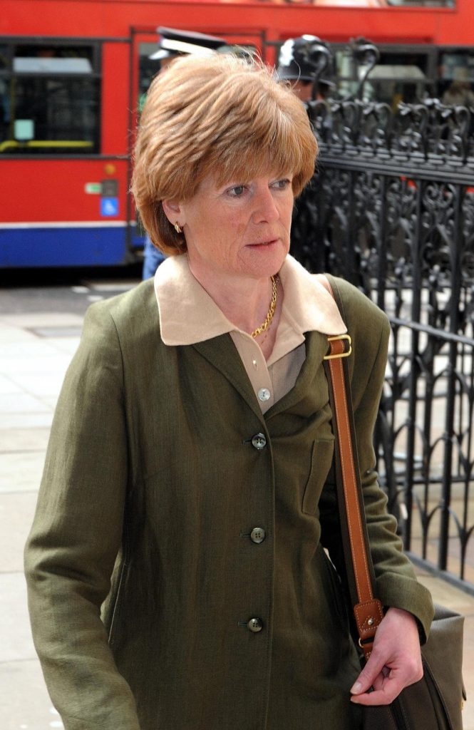 Who’s Girl Sarah McCorquodale? Diana’s sister helps Prince William at army ceremony Who’s Girl Sarah McCorquodale? Diana’s sister helps Prince William at army ceremony