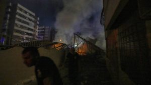 Israeli airstrikes rock Beirut, goal Hezbollah command