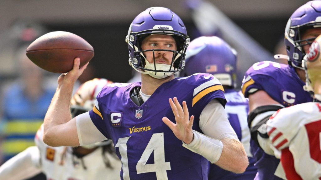 Sam Darnold cracks prime 10 in CBS Sports activities’ QB energy rankings Sam Darnold cracks prime 10 in CBS Sports activities’ QB energy rankings