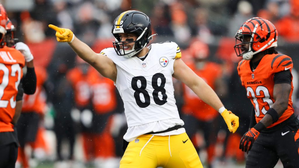 Steelers lock up key offensive playmaker with extension