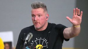 Watch: Highschool kicker wins ,000 from ESPN’s Pat McAfee