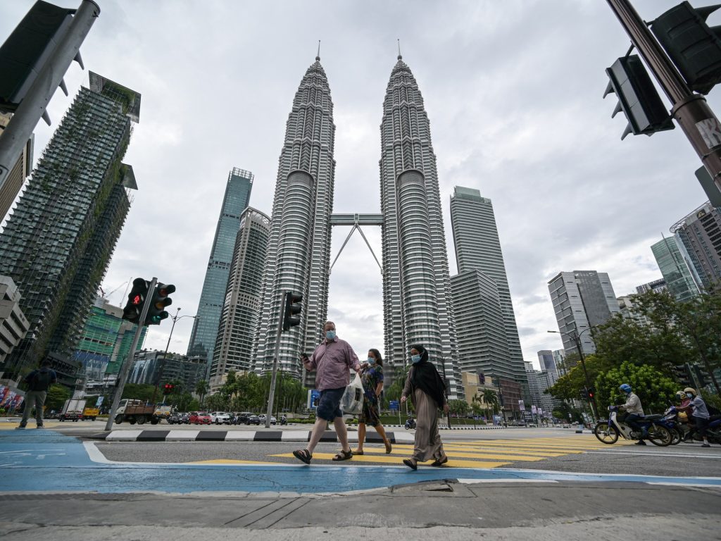 Malaysia might attain high-income standing by 2028, World Financial institution says | Enterprise and Economic system