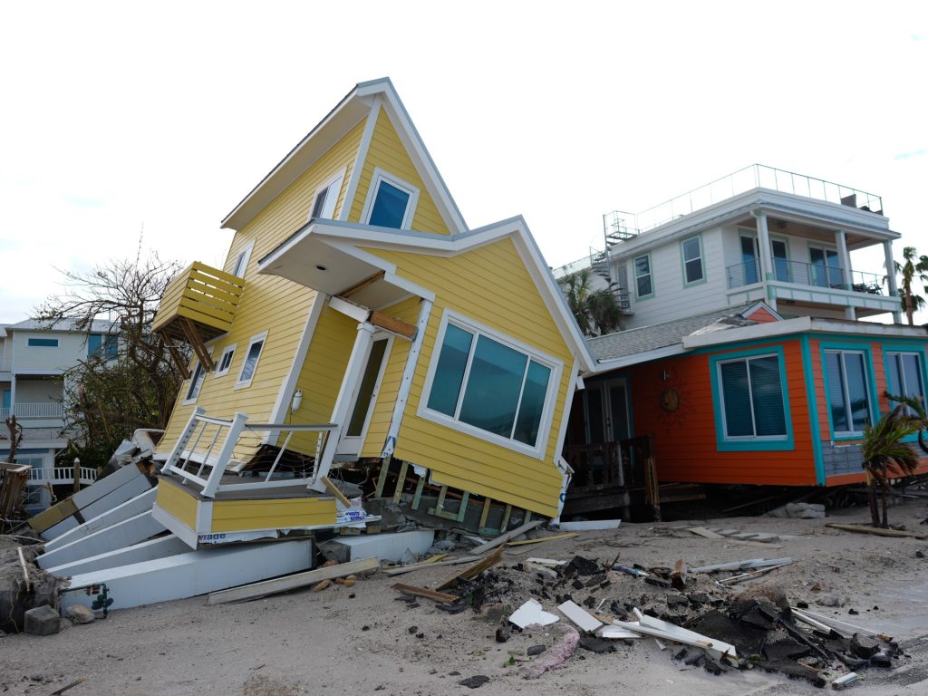 Images: 3 million lose energy as Hurricane Milton makes landfall in Florida | Climate Information