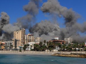 Israel bombs Lebanon’s historic metropolis of Tyre | Israel assaults Lebanon